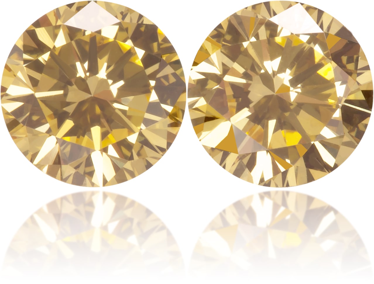 Natural Orange Diamond Round 0.61 ct set